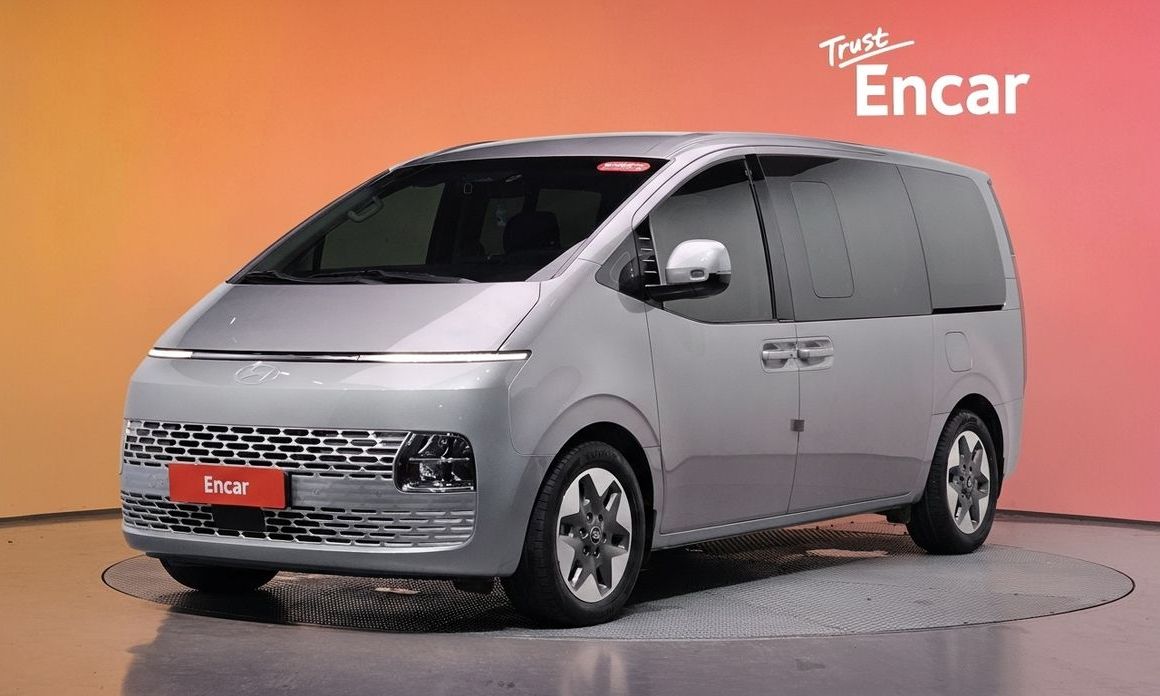 Hyundai Staria 2025