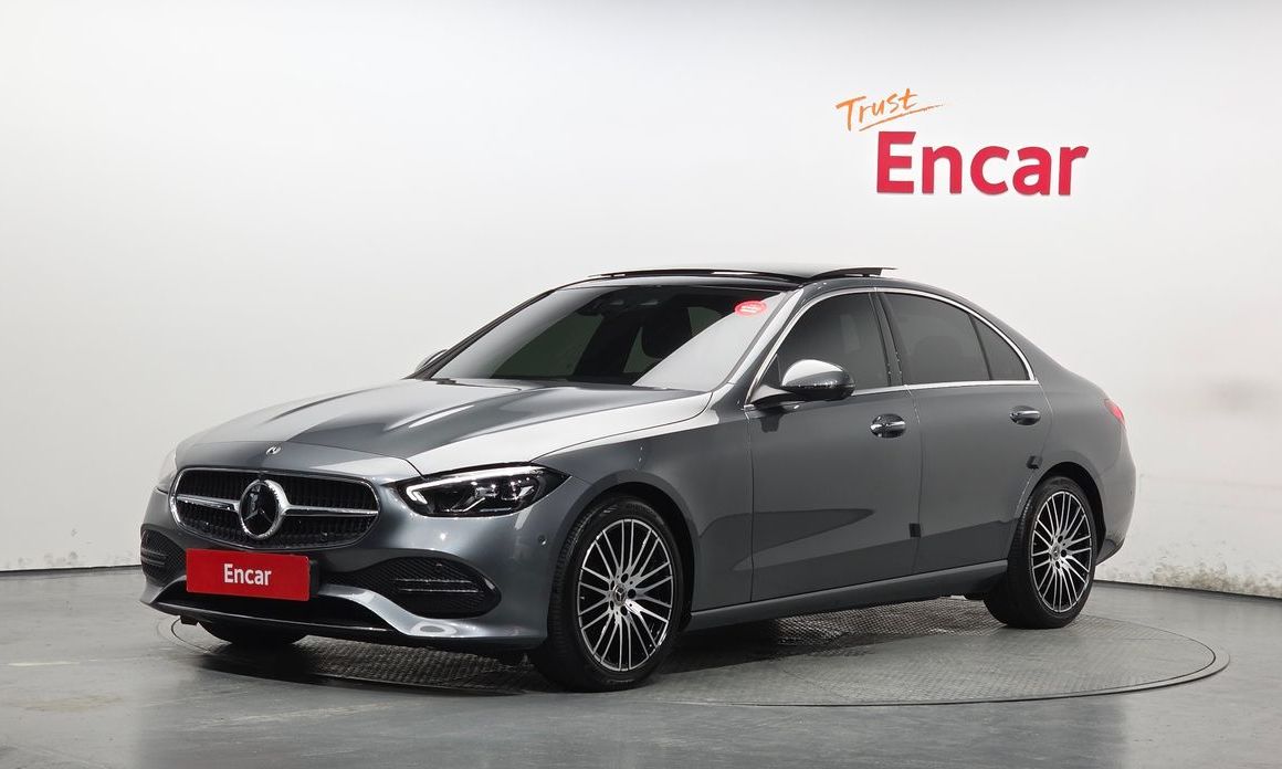Mercedes-Benz C-Class 2024