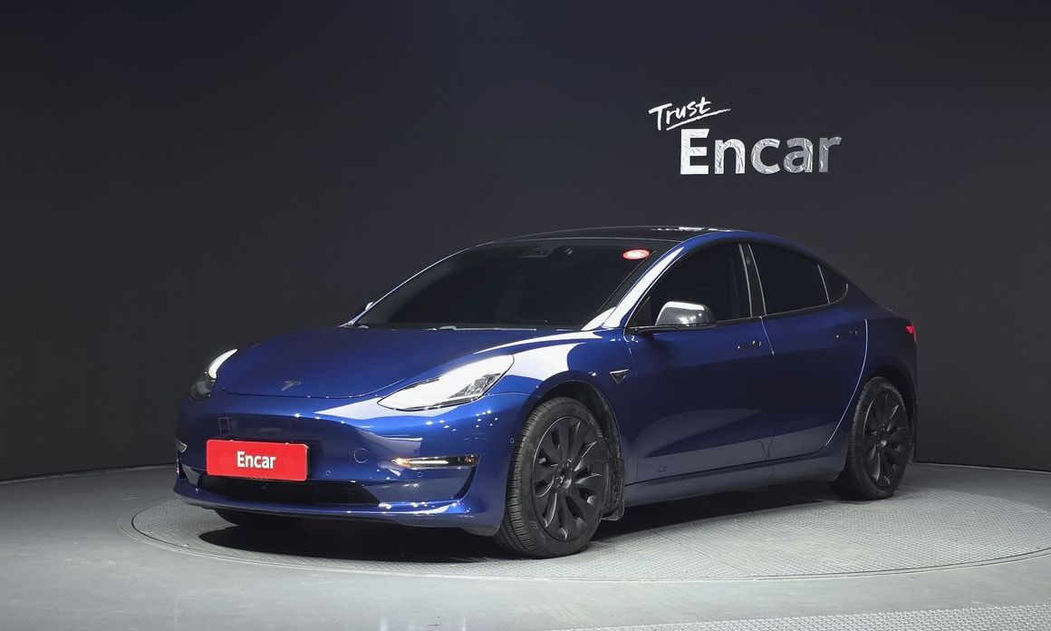 Tesla Model 3 2020