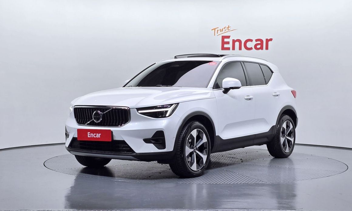 Volvo XC40 2024