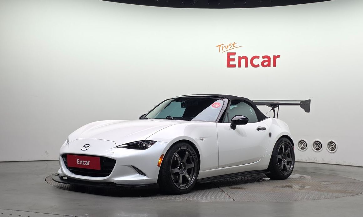 Mazda MX-5 Miata 2019