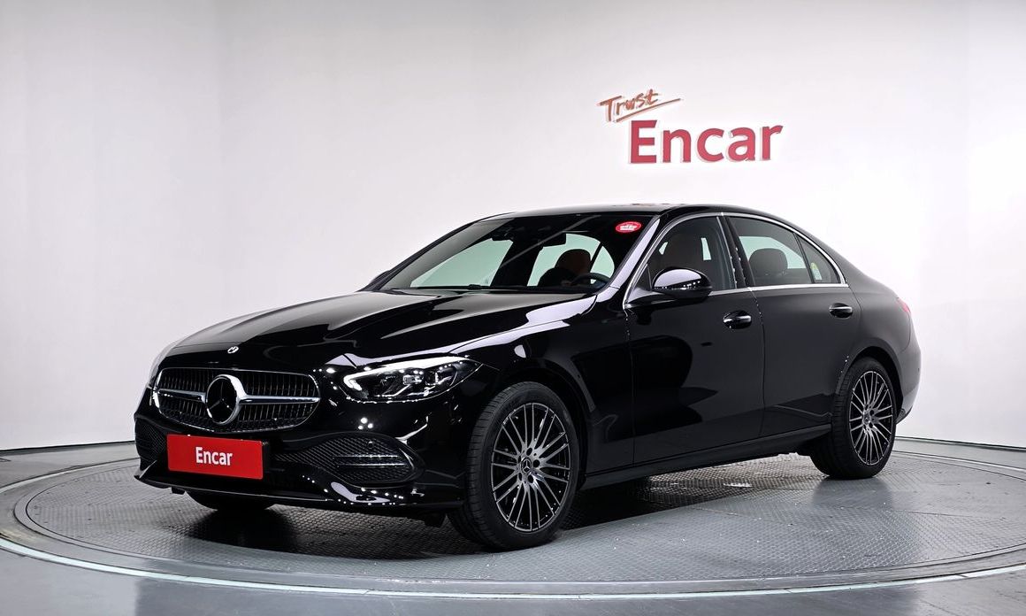 Mercedes-Benz C-Class 2026