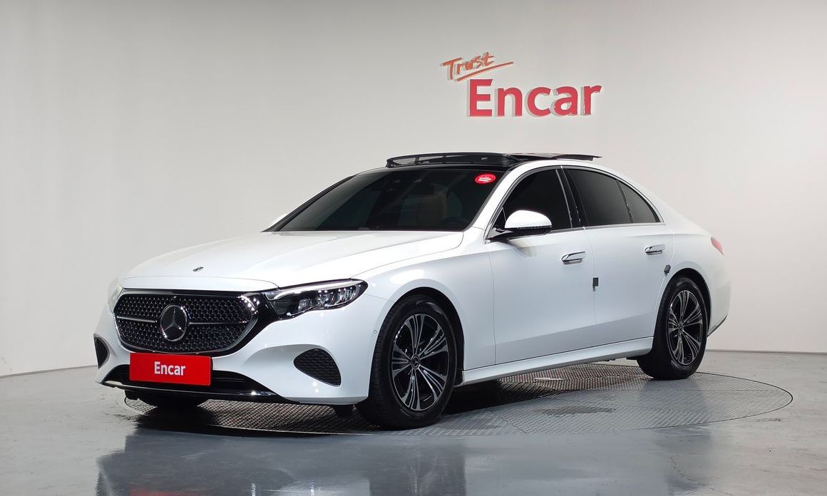 Mercedes-Benz E-Class 2025