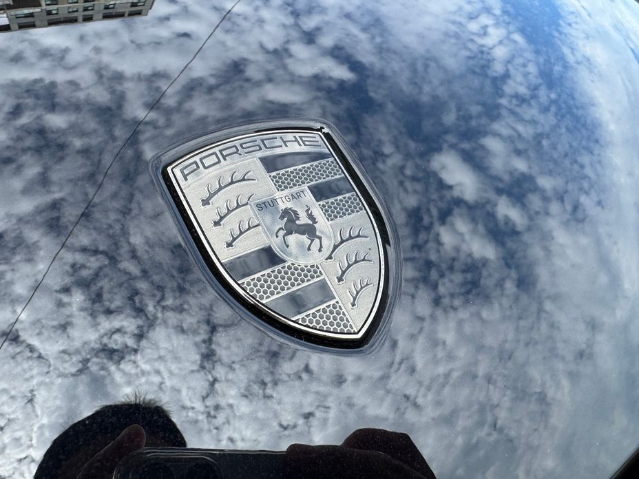 Porsche Macan 2025