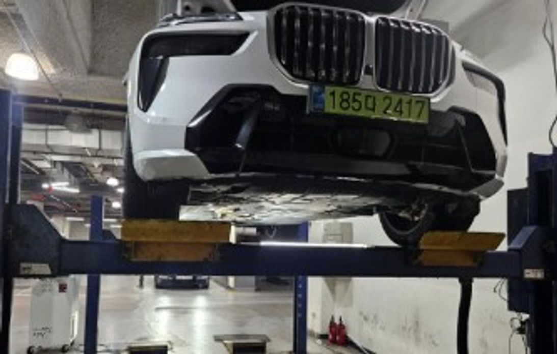 BMW X7 2025