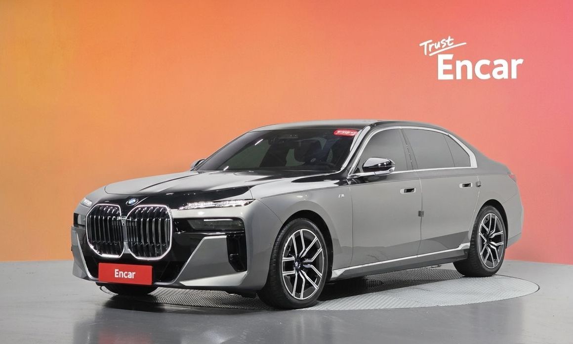 BMW 7-Series 2025