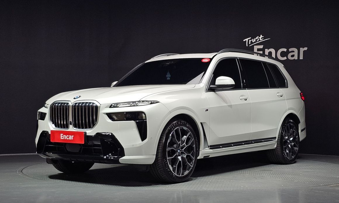 BMW X7 2025