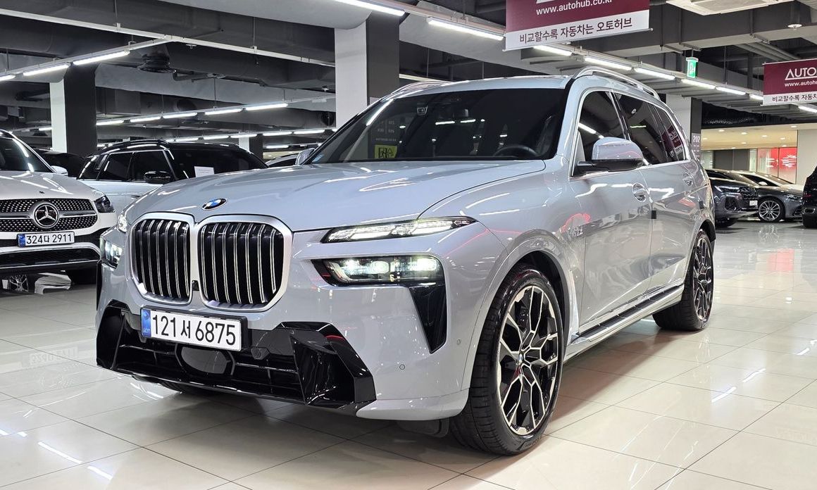 BMW X7 2025