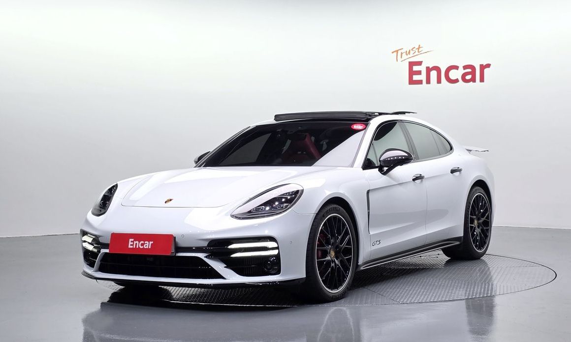 Porsche Panamera 2019