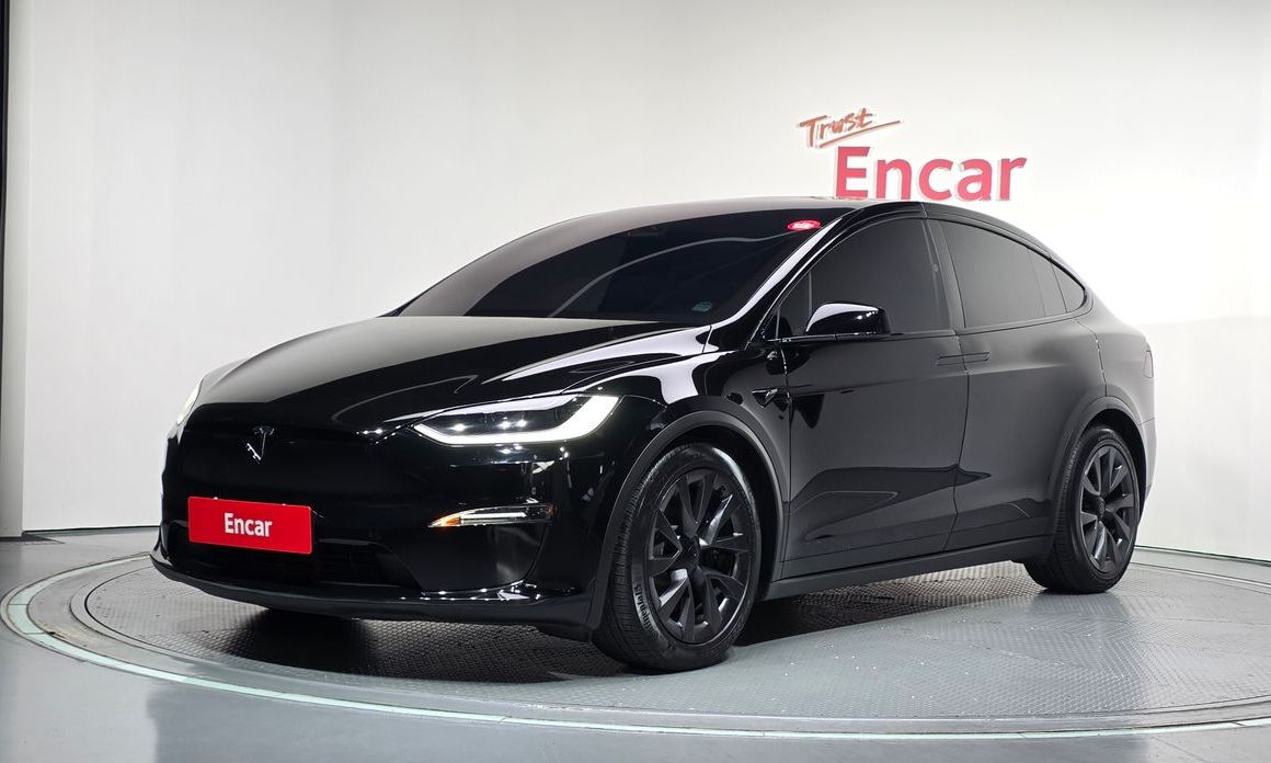Tesla Model X 2024