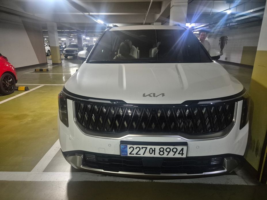 Kia Canival 2025
