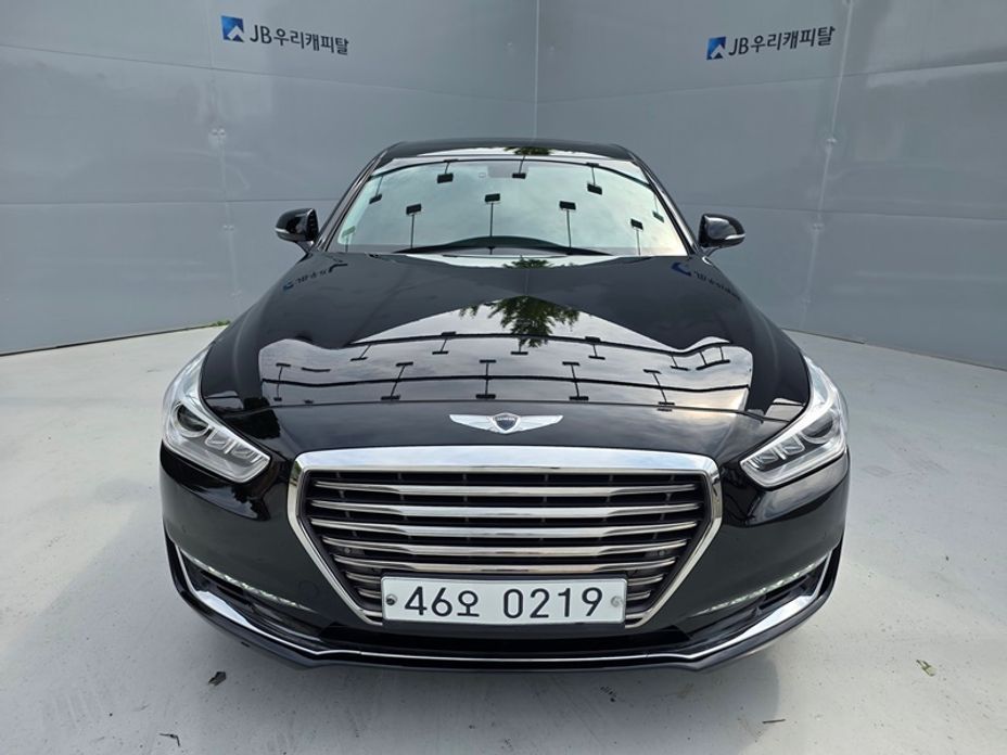 Genesis EQ900 2016