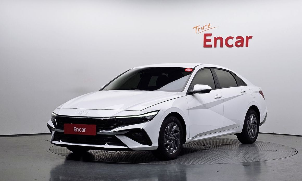 Hyundai AVANTE 2025