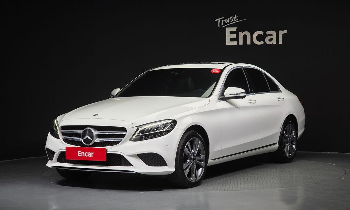 Mercedes-Benz C-Class 2020
