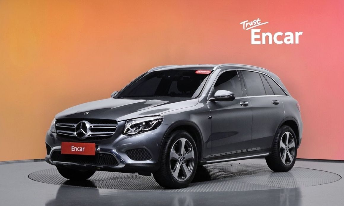 Mercedes-Benz GLC-Class 2019