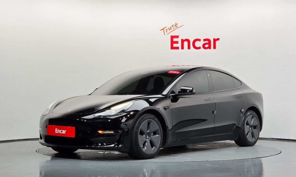 Tesla Model 3 2022