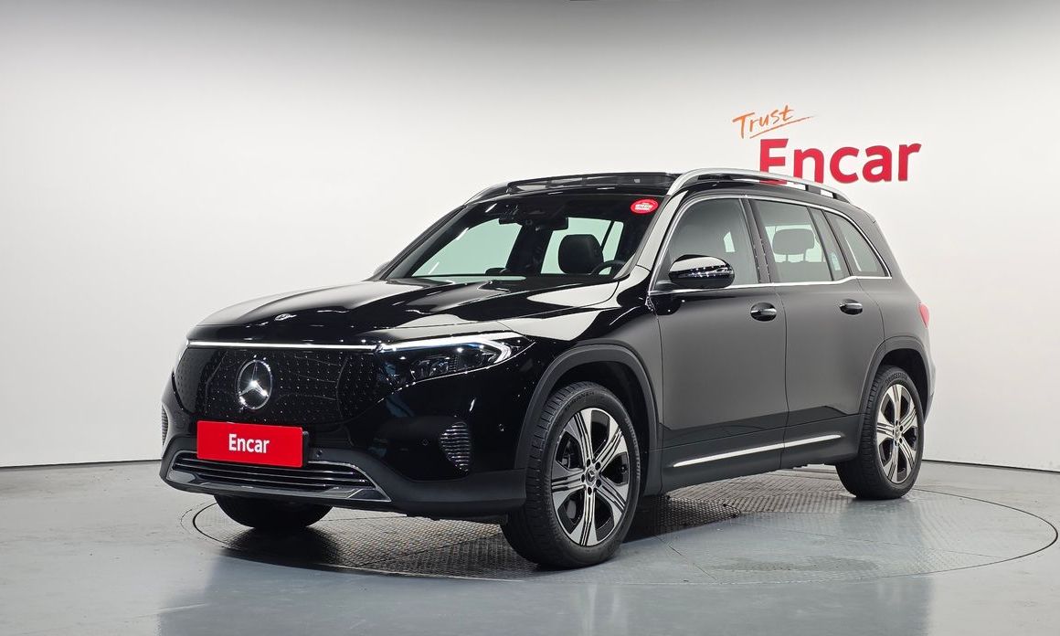 Mercedes-Benz EQB 2026