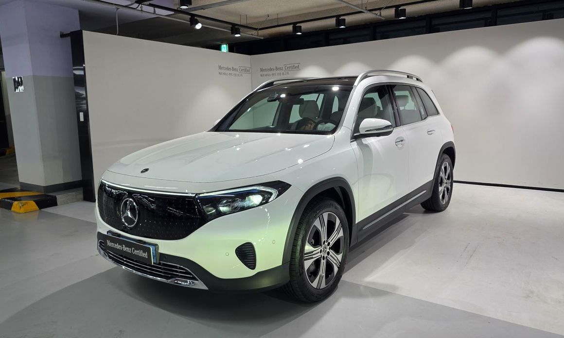 Mercedes-Benz EQB 2026