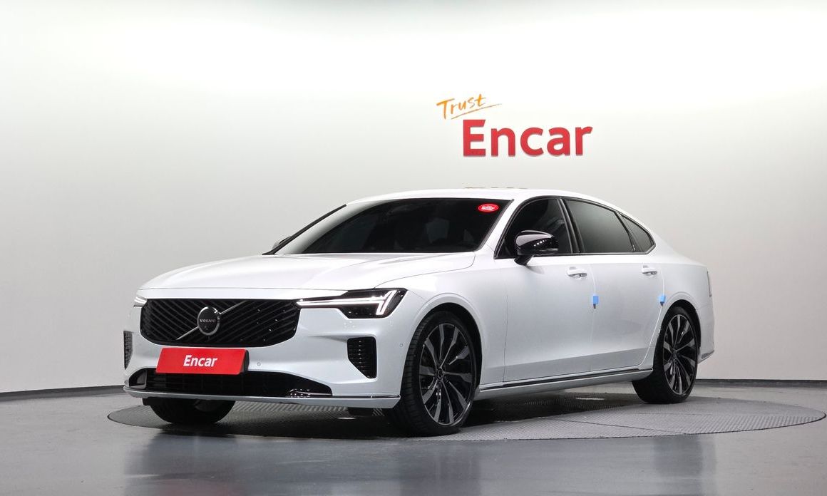 Volvo S90 2026
