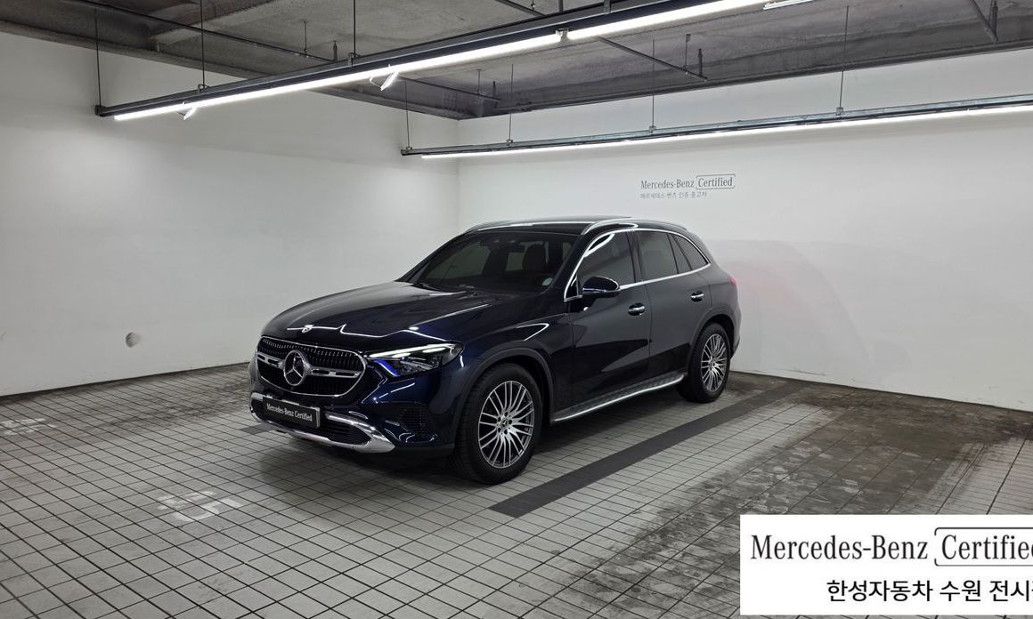 Mercedes-Benz GLC-Class 2023