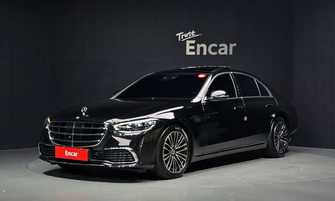 Mercedes-Benz S-Class 2024