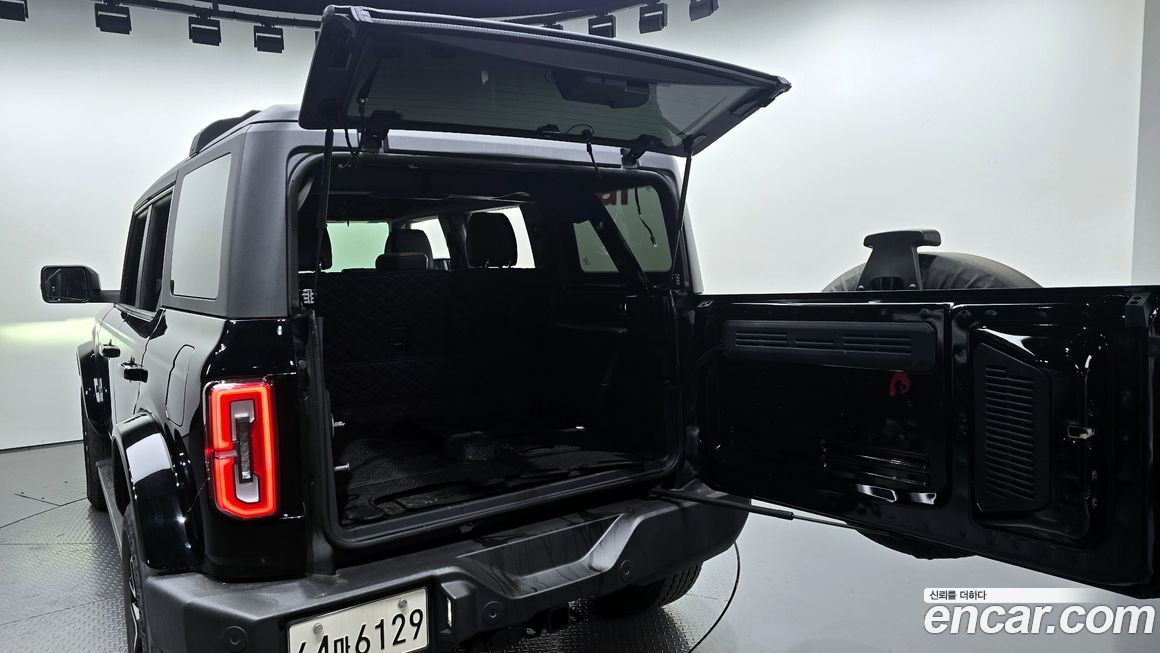 Ford Bronco 2022