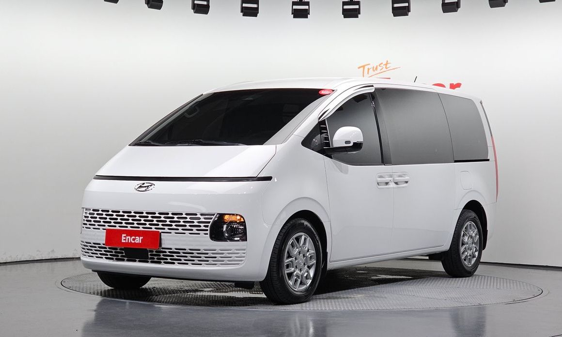 Hyundai Staria 2023