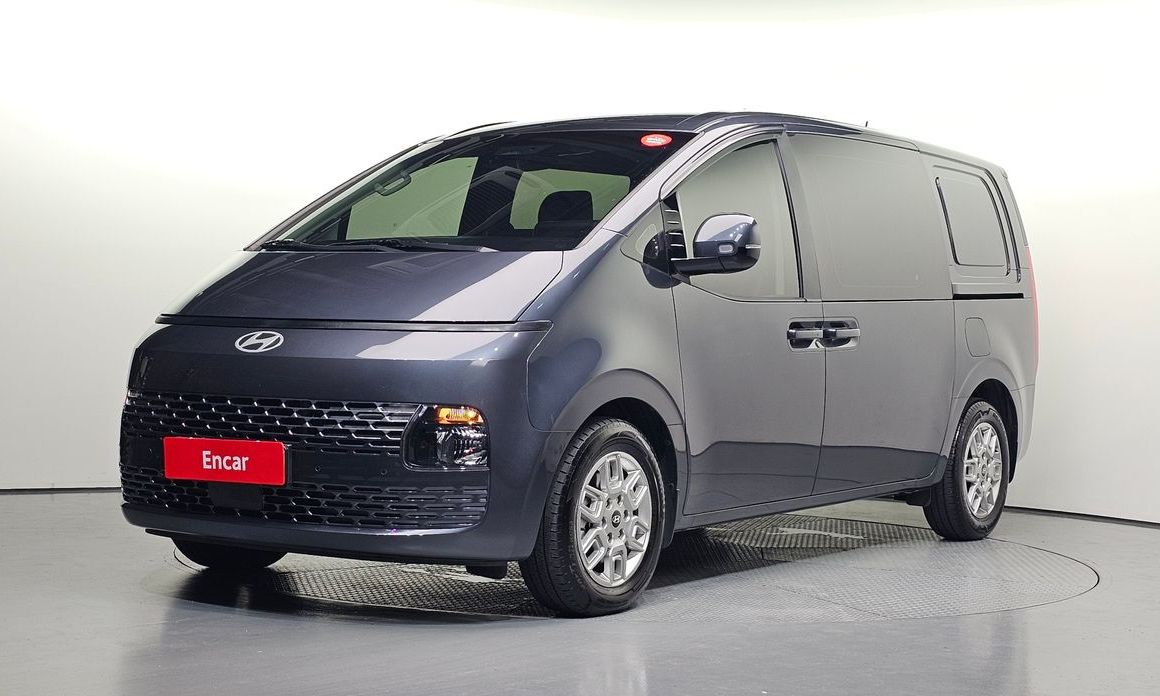 Hyundai Staria 2025