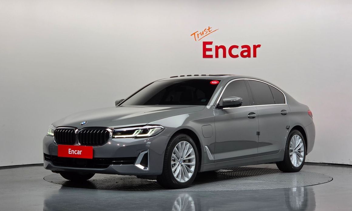 BMW 5-Series 2021