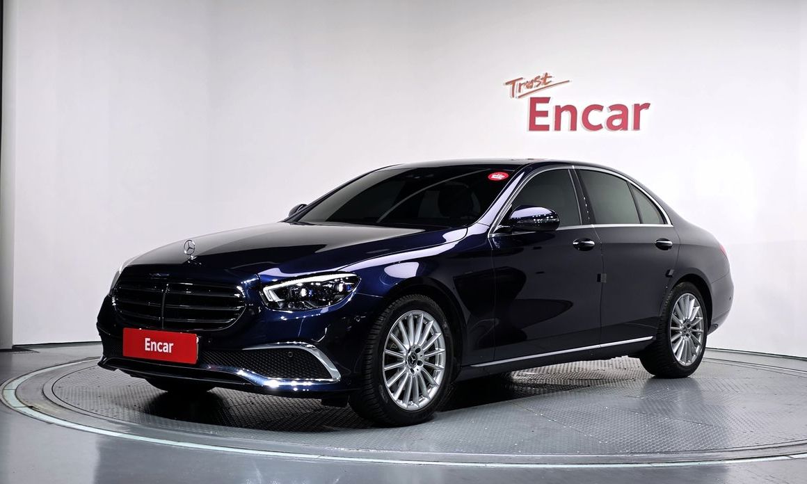 Mercedes-Benz E-Class 2021