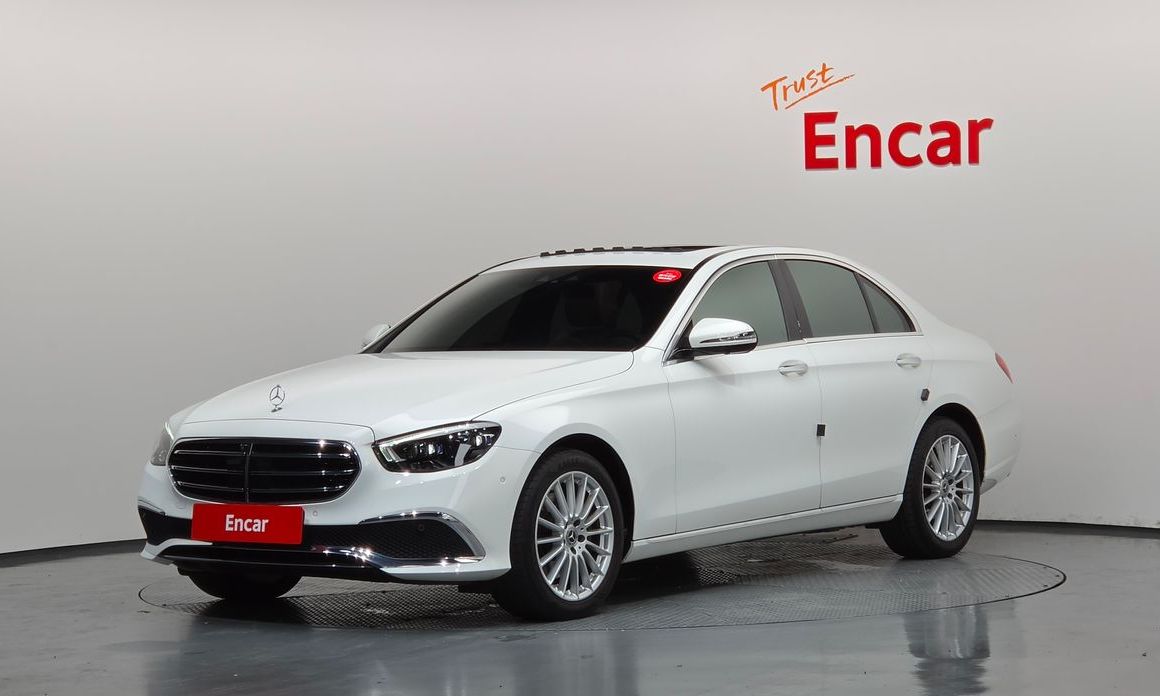 Mercedes-Benz E-Class 2022