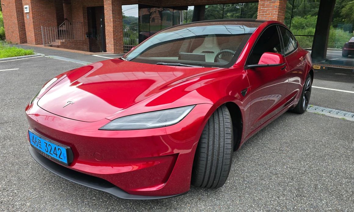 Tesla Model 3 2024