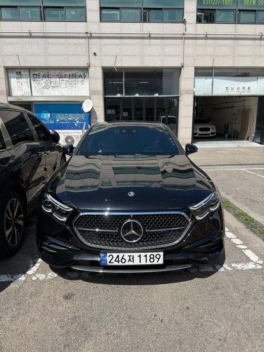 Mercedes-Benz E-Class 2025