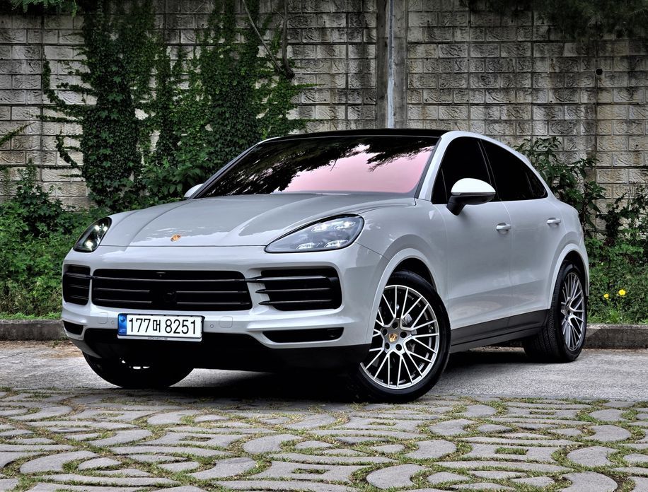 Porsche Cayenne 2023