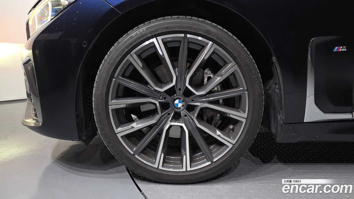 BMW 7-Series 2022