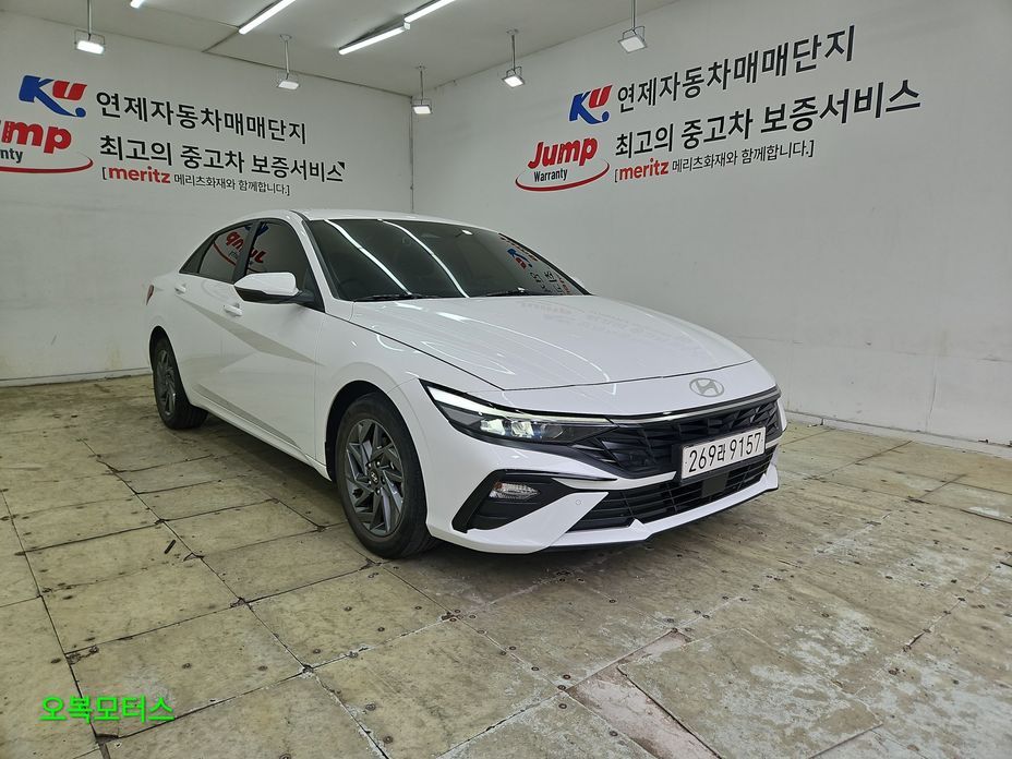 Hyundai AVANTE 2024
