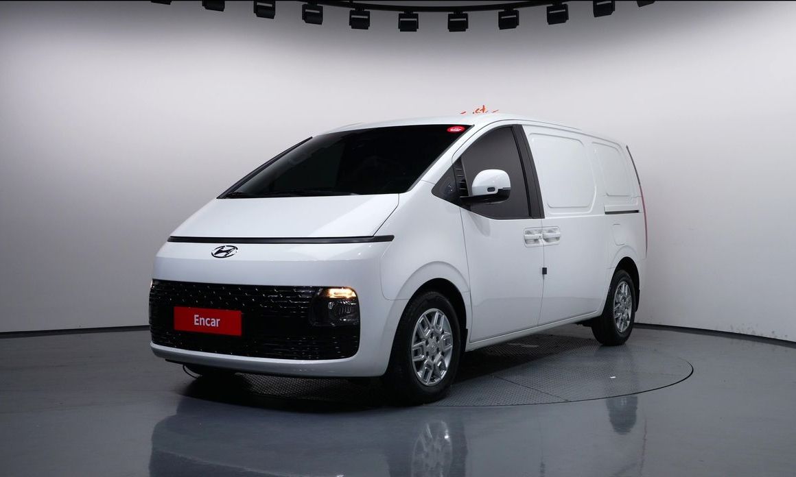 Hyundai Staria 2023