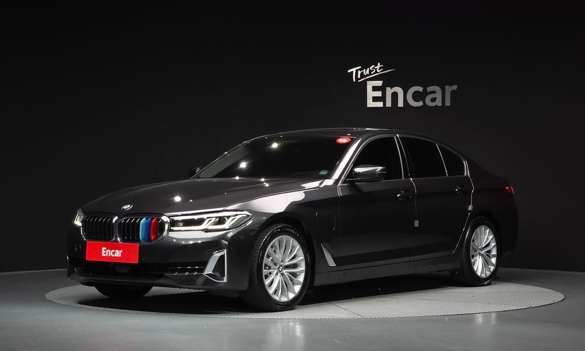 BMW 5-Series 2021