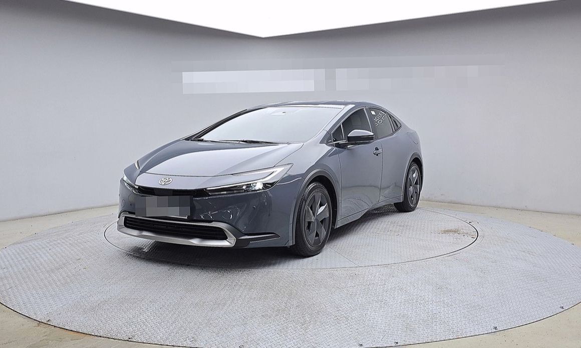 Toyota Prius 2024