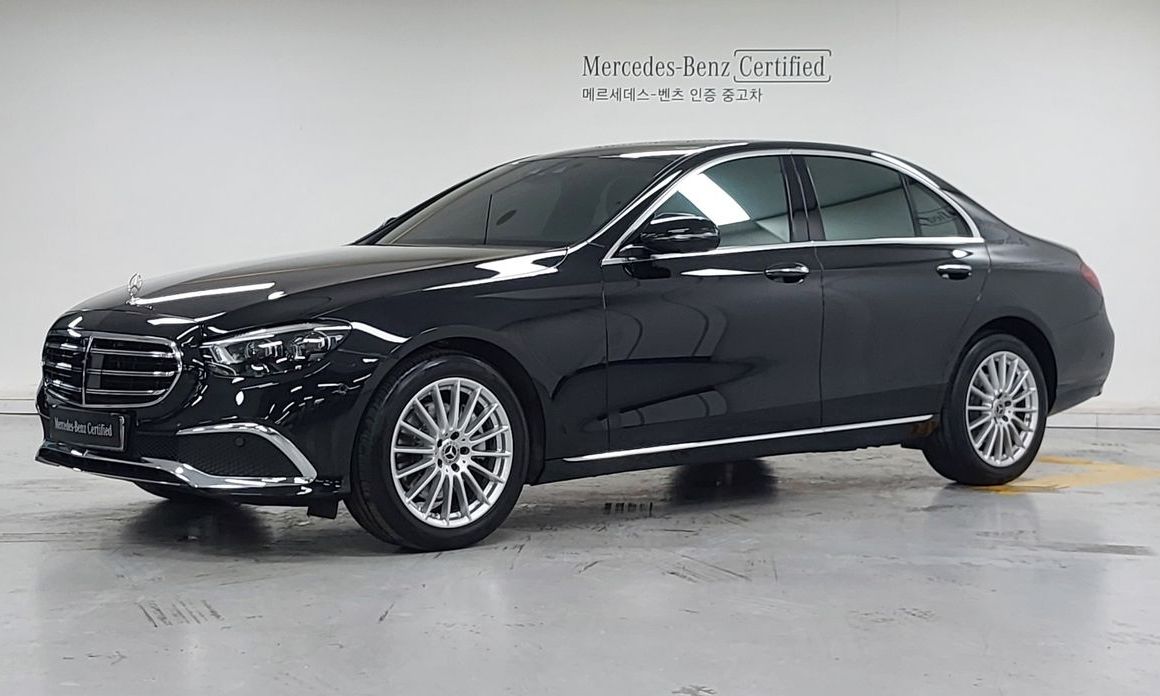 Mercedes-Benz E-Class 2021