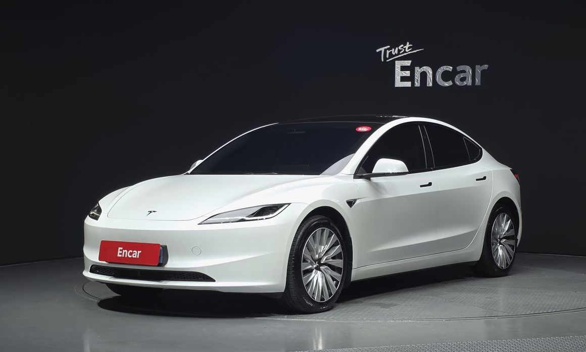 Tesla Model 3 2025