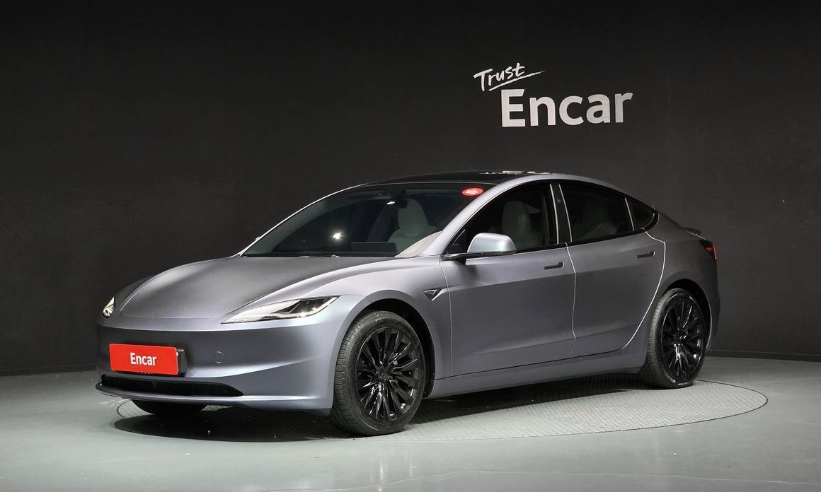Tesla Model 3 2025