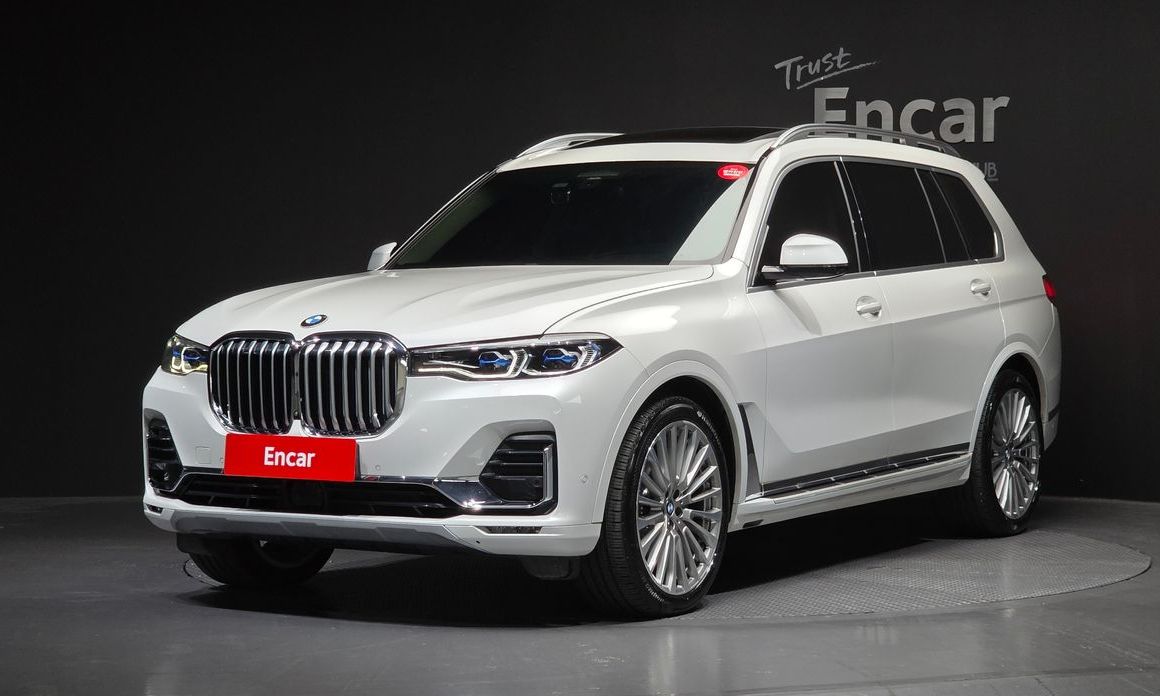BMW X7 2021