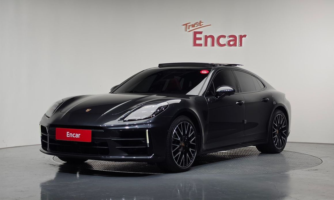 Porsche Panamera 2025