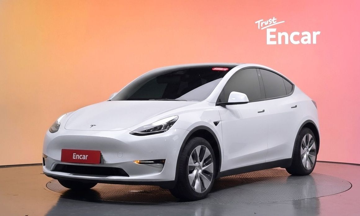 Tesla Model Y 2021