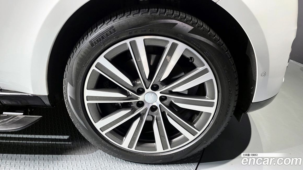 Land Rover Range Rover 2024