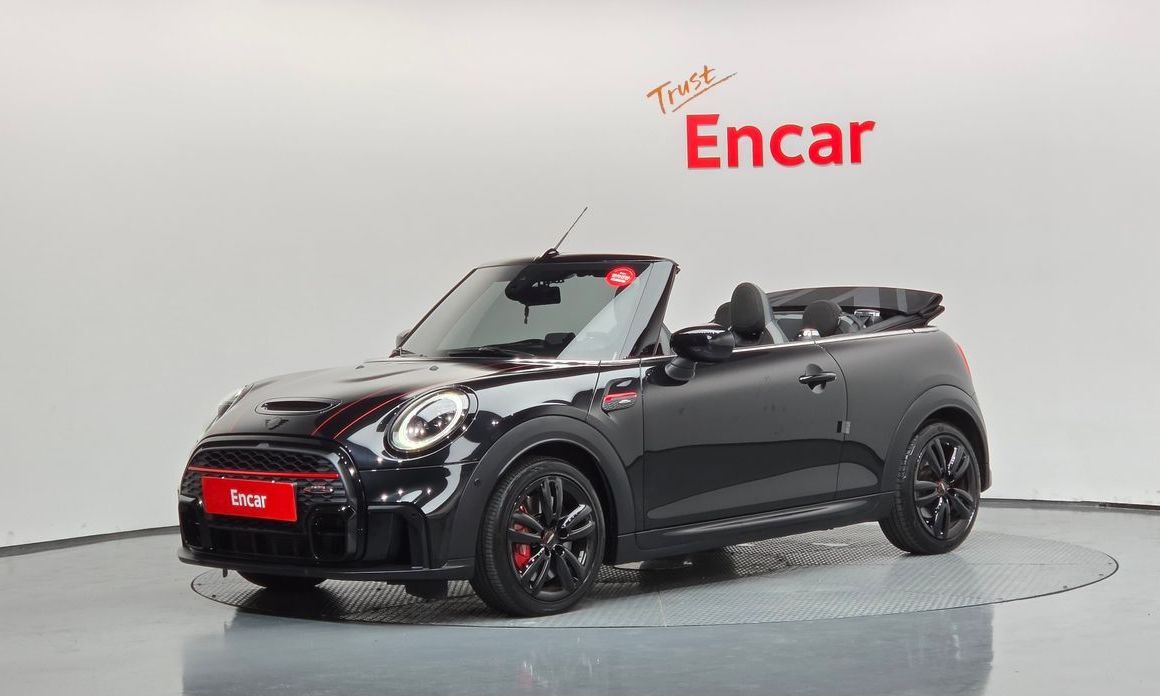 Mini Cooper Convertible 2023