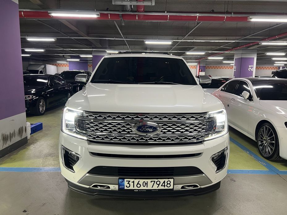 Ford Expedition 2021
