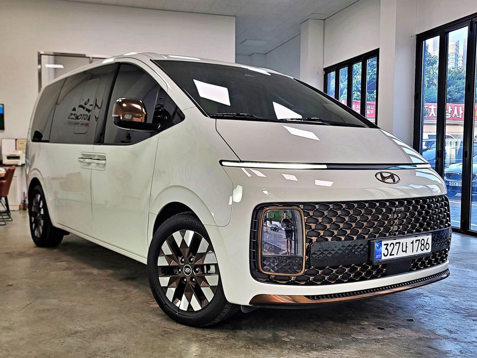 Hyundai Staria 2022