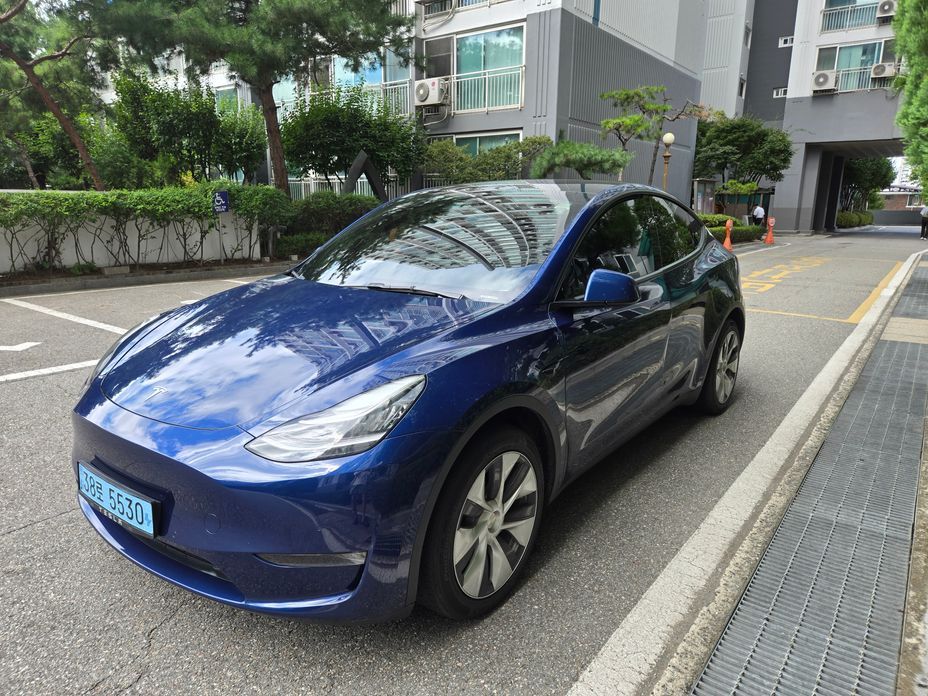 Tesla Model Y 2021
